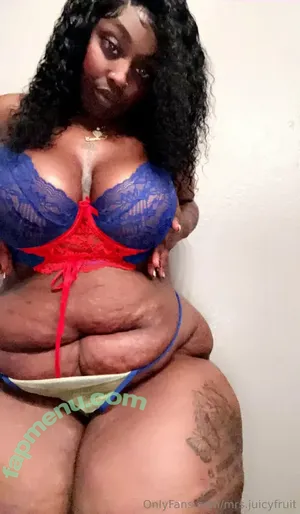 mrs.juicyfruit / juicy_the_body nude photo #0026