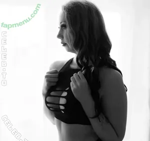 Mrs.Mistery / x_natalie.x / x_natalie94.x nude photo #0042