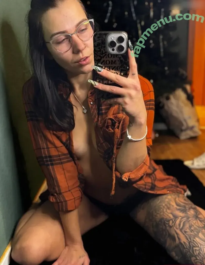 Mrs.Provokant nude photo #0020 (mrs_provokant / mrssunshinenow1)