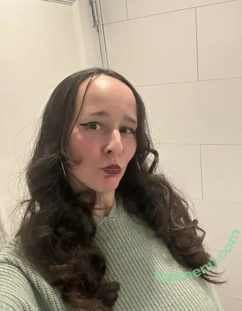 Mrs Punk nude photo #0036 (mrs.punk / thesexygoddessmrspunk)