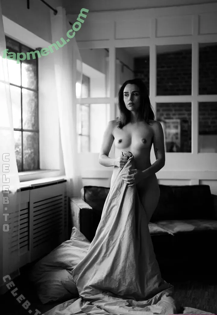 Mrs._Redhead nude photo #0046 (Mrs.redhead / Mrs_redhead / mrs_redhead14 / mrsredhead)