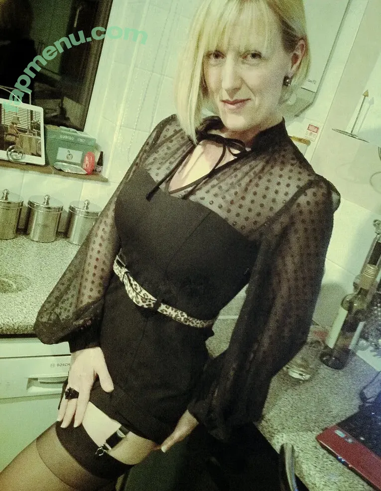 Mrs S Stockings nude photo #0387 (mrshnylons / mrshosiery)