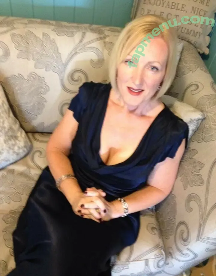 Mrs S Stockings nude photo #0400 (mrshnylons / mrshosiery)