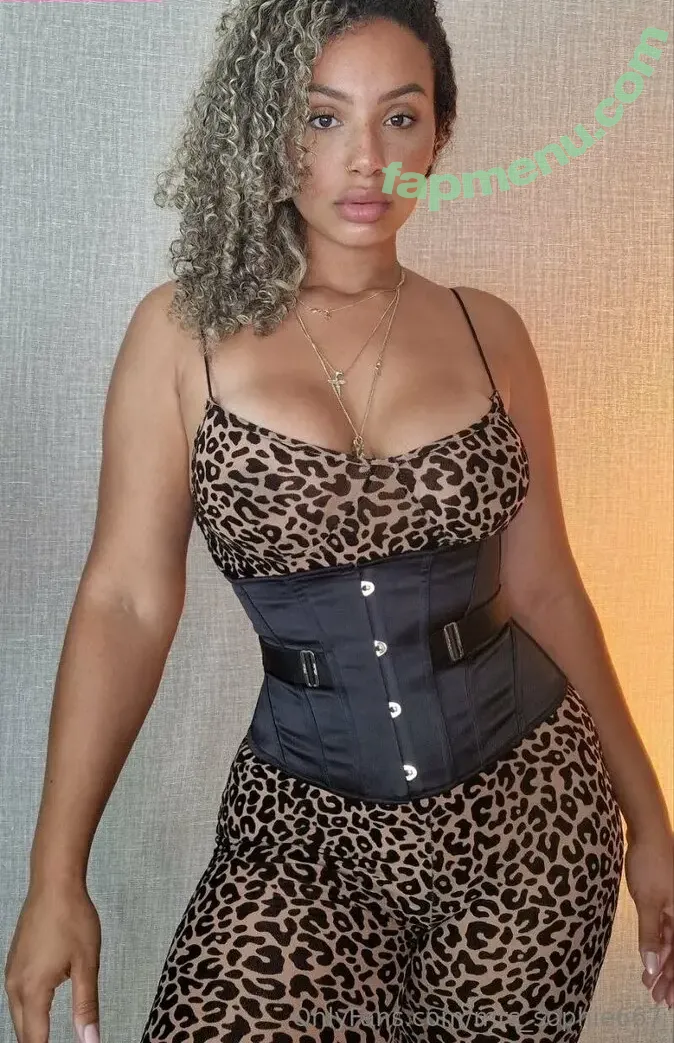 mrs_sophie667 nude photo #0003 (mrs_sophieofficial)