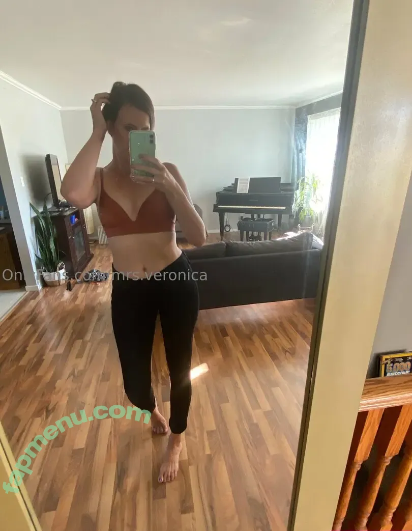 mrs.veronica nude photo #0019 (beauty_is_me_nica)
