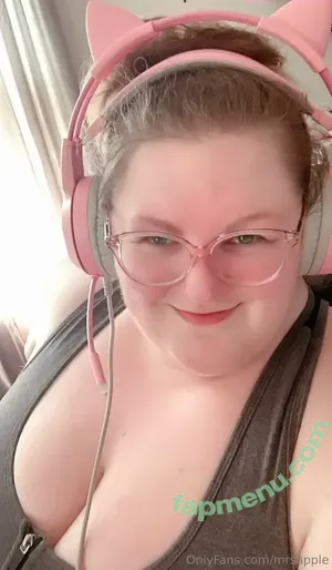 mrsapple / therealmrsapple nude photo #0209