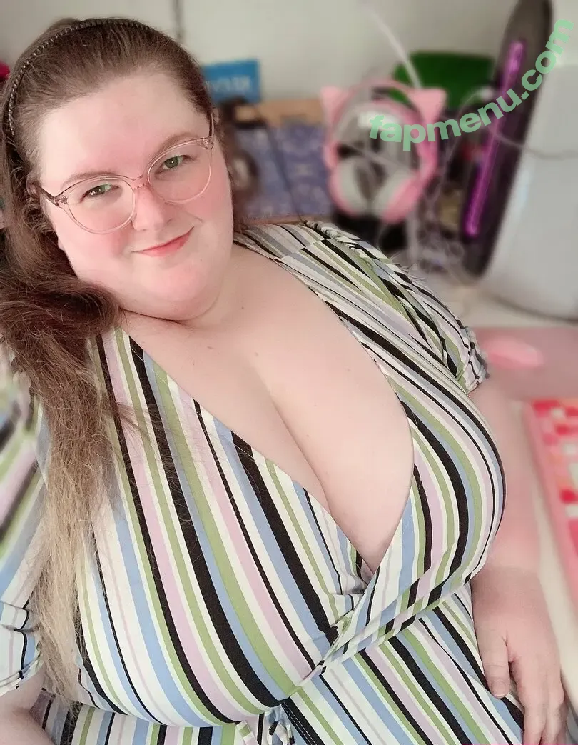 mrsapple nude photo #0226 (therealmrsapple)