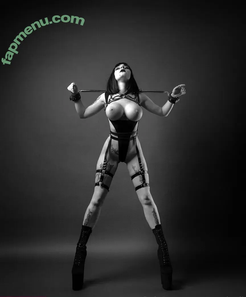mrsdevil nude photo #0046 (Ana Venom / Ana_Venomized / Anawantsu)