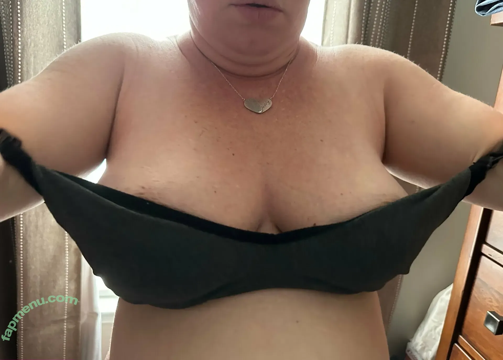 mrselliebrooks nude photo #0153 (EBrooks1127 / elliejbrooksss)