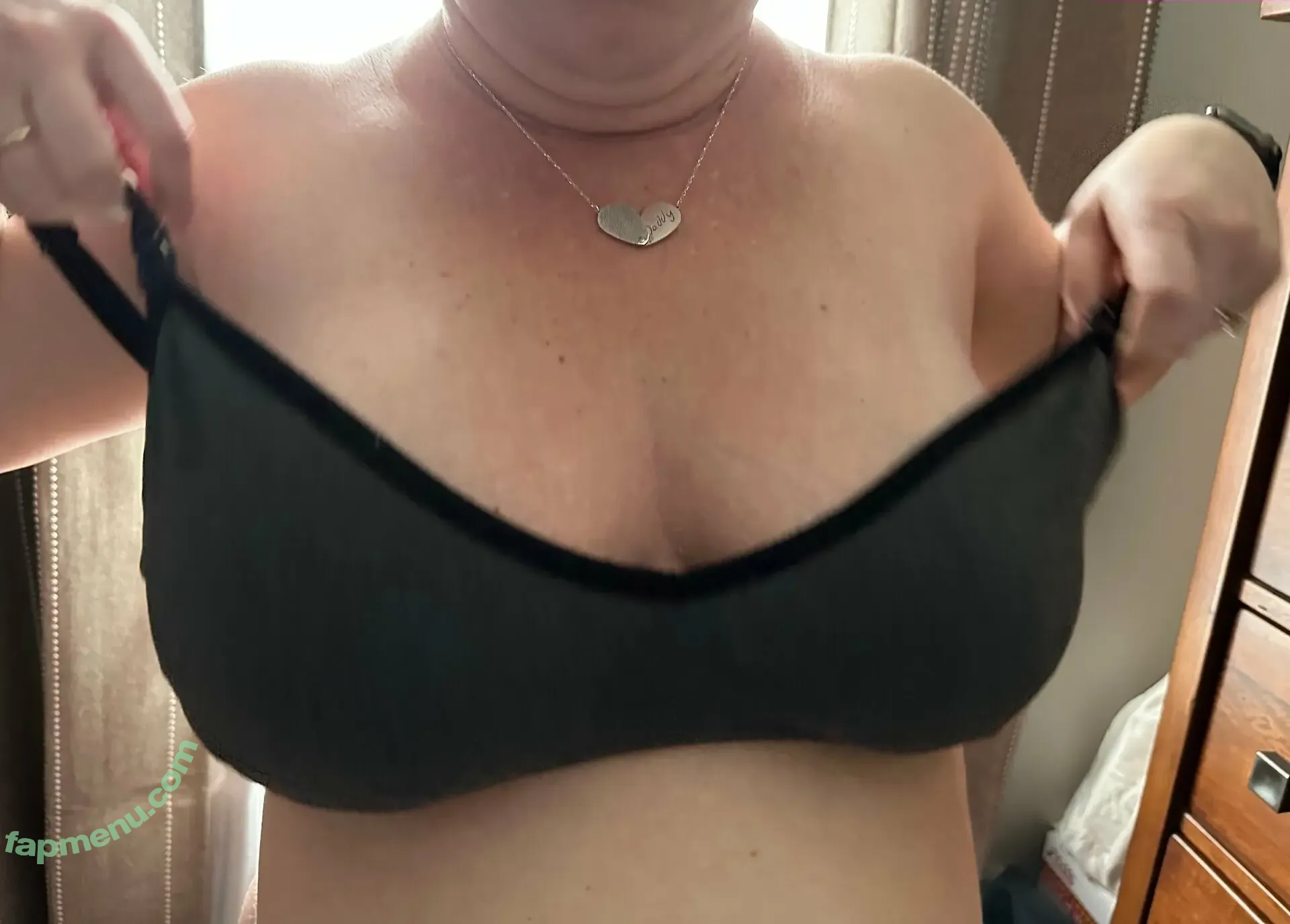mrselliebrooks nude photo #0162 (EBrooks1127 / elliejbrooksss)