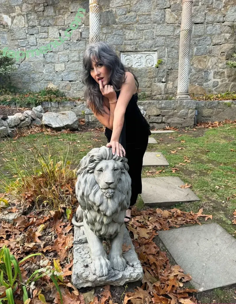 Mrsforester nude photo #0092 (Fernforester / Mrsfernforever)