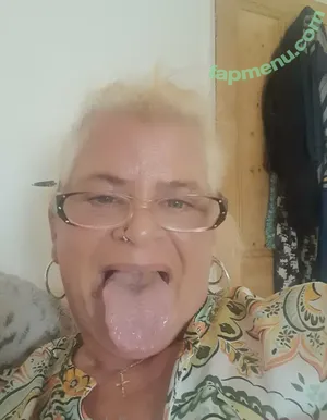 mrsgrannypants / mrs.barebackpackers nude photo #0031