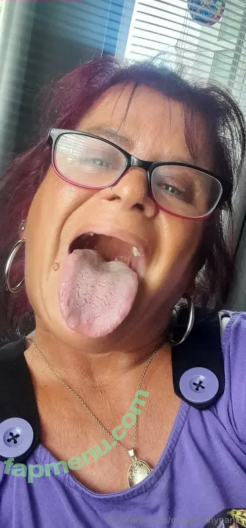 mrsgrannypants nude photo #0001 (mrs.barebackpackers)