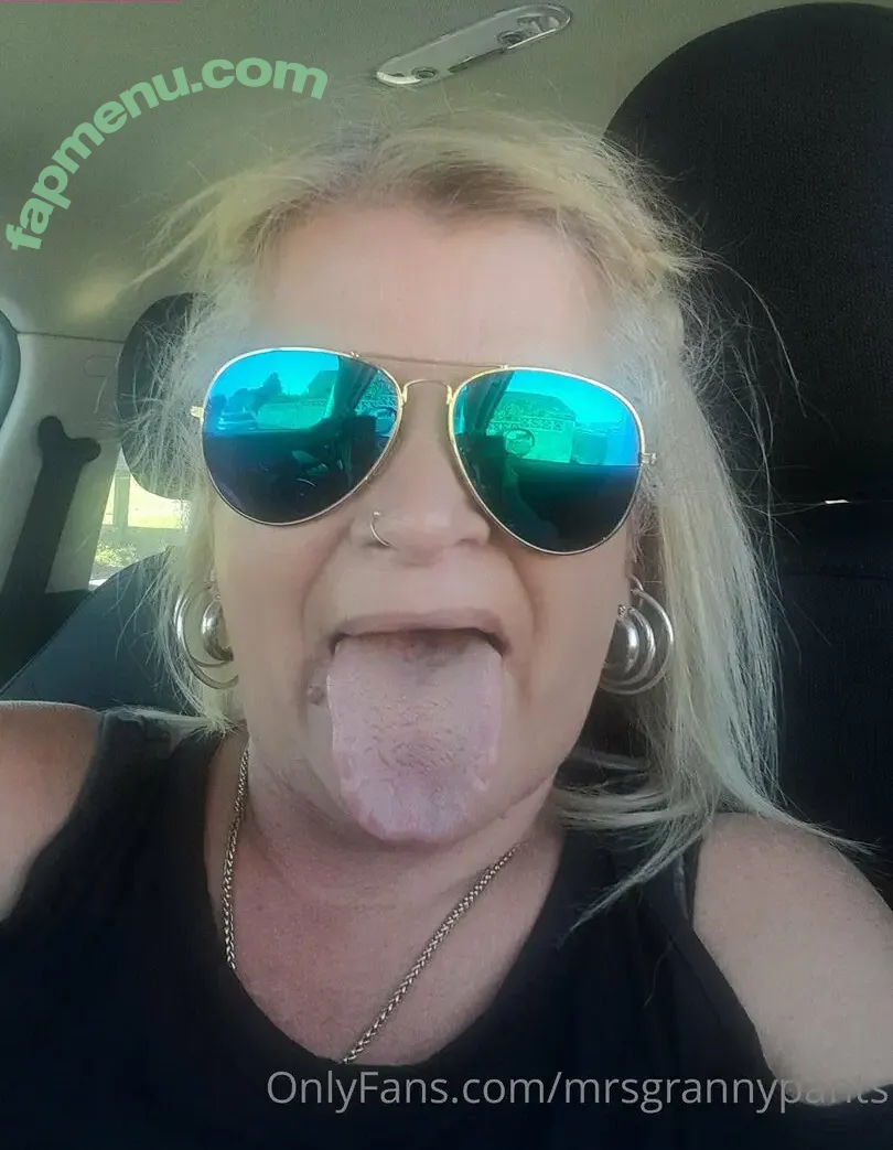 mrsgrannypants nude photo #0016 (mrs.barebackpackers)