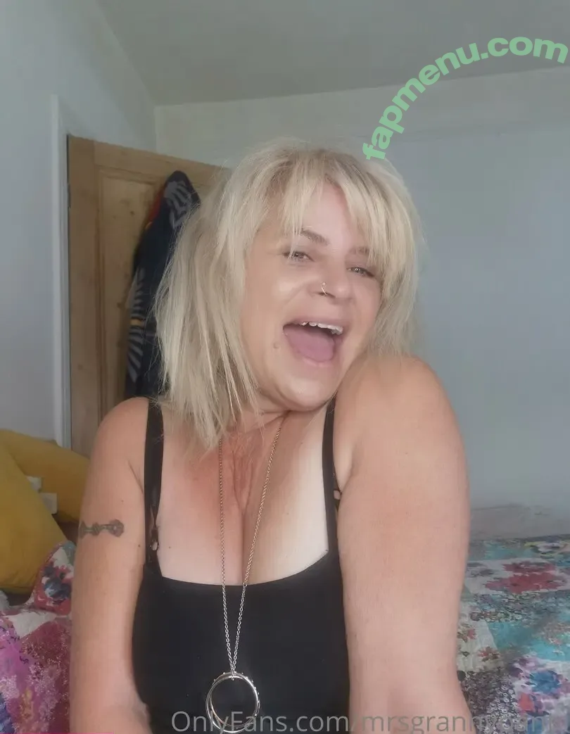 mrsgrannypants nude photo #0017 (mrs.barebackpackers)