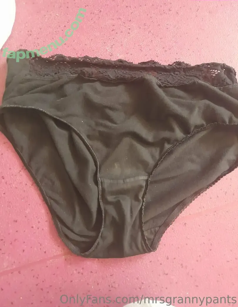mrsgrannypants nude photo #0028 (mrs.barebackpackers)