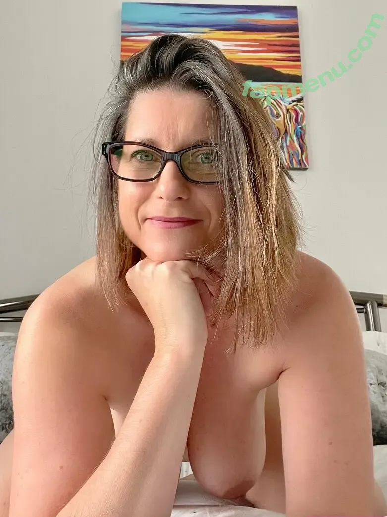 mrshiddendesires nude photo #0002 (mrshiddendesires)