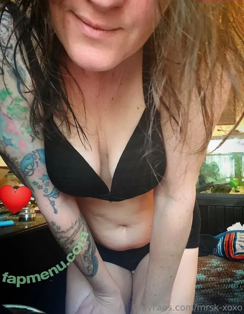 mrsk-xoxo nude photo #0007 (mrk_xoxo)