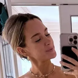 mrskarib / Kari Boetcher nude photo #0002