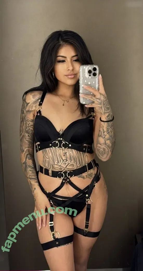 Mrskarmaaa nude photo #0003 (Mrskarmaaa)