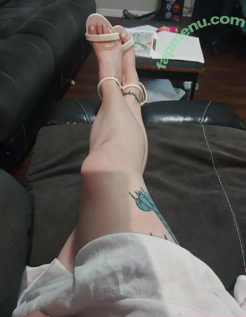 mrskinnilynnfree nude photo #0005 (mrskinnilynnfree)