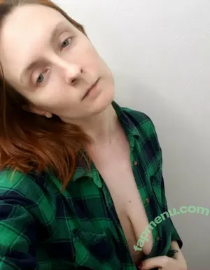  nude photo #0002