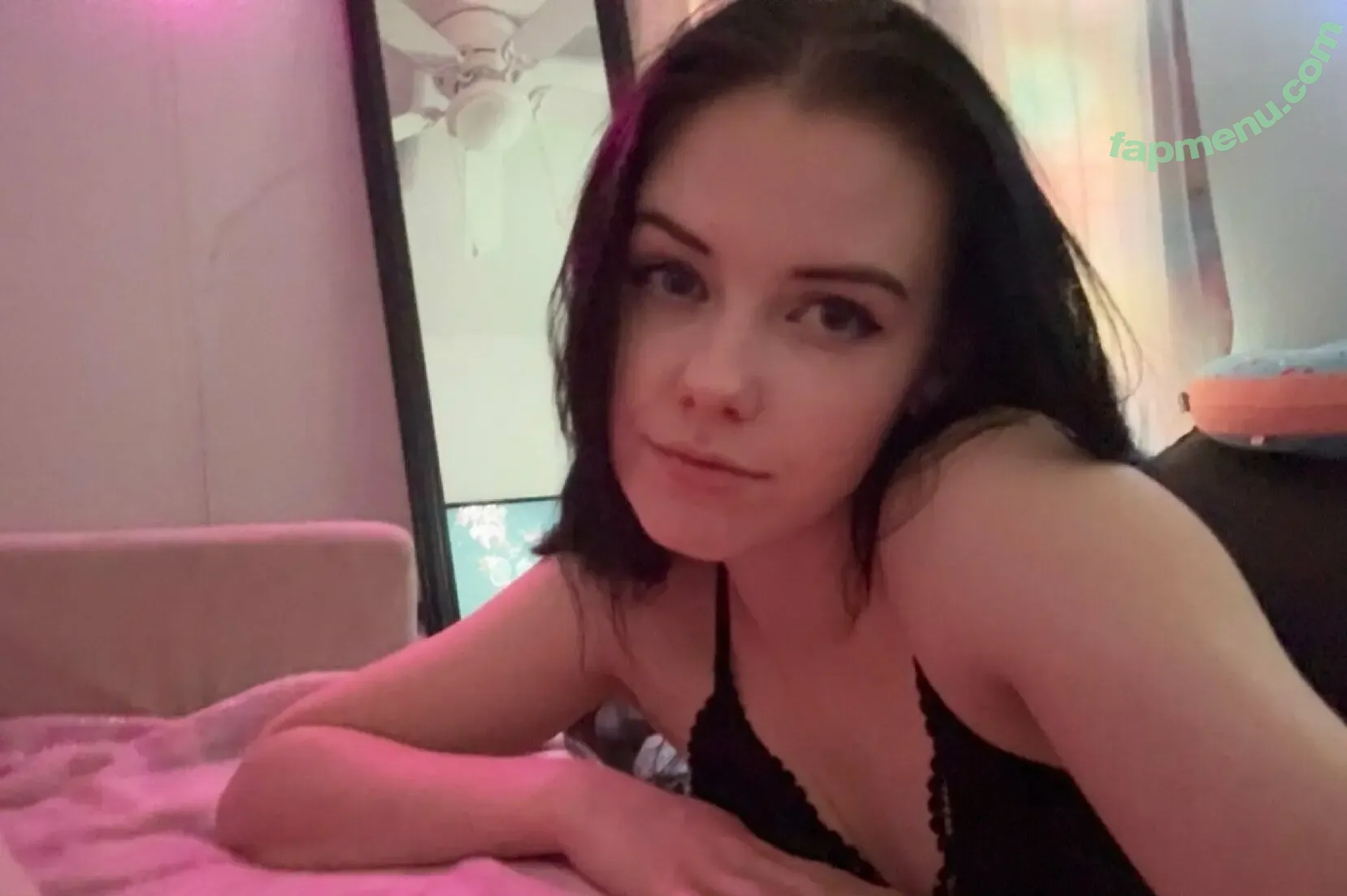 mrsknomnsp nude photo #0011 (mrsknomnsp)