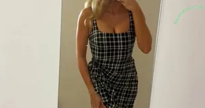  nude photo #0004