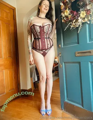 mrspjhaverstock / mrshaverstock nude photo #0524