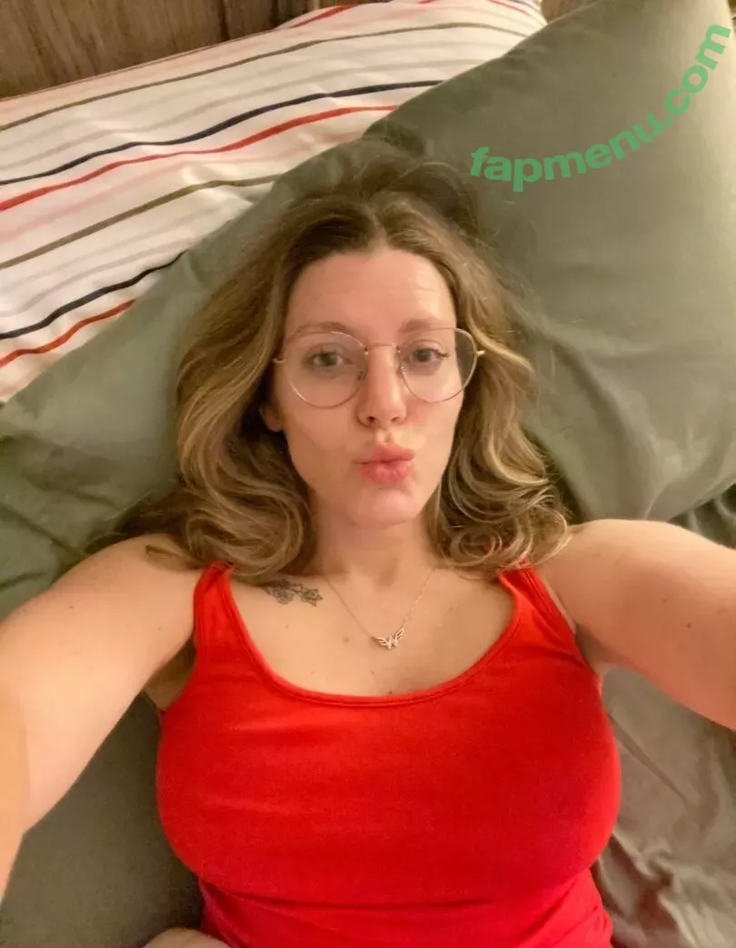mrsredwood nude photo #0081 (Heidi Redwood / the.real.mrs.redwood)