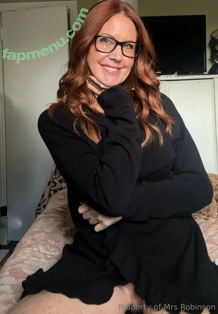 mrsrobinsonvip nude photo #0153 (mrsrobinsonxox)
