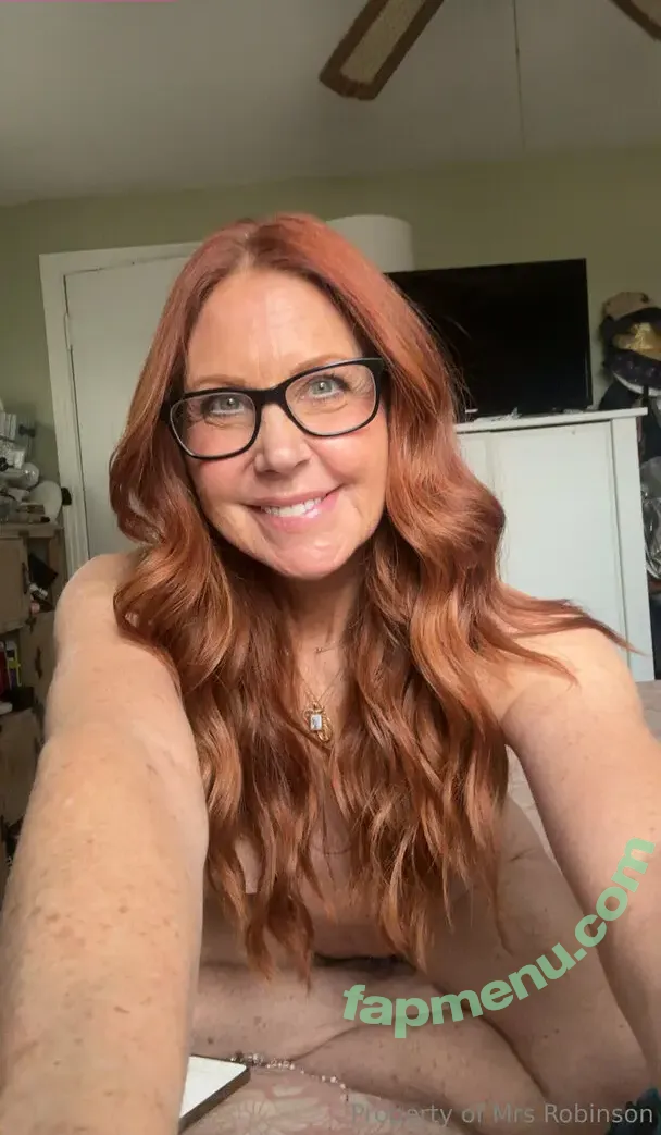 mrsrobinsonvip nude photo #0156 (mrsrobinsonxox)