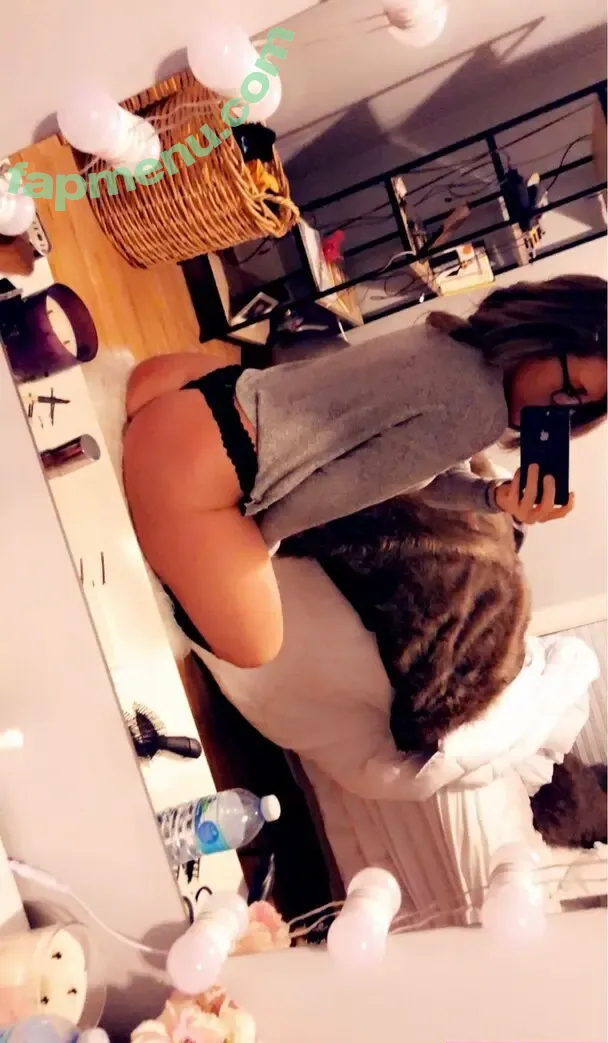 mrssandie nude photo #0031 (mrssandie)