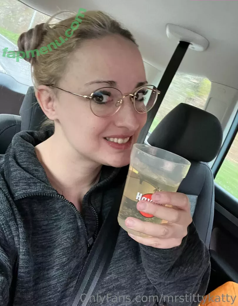 mrstittykatty nude photo #0018 (mrstittykatty)
