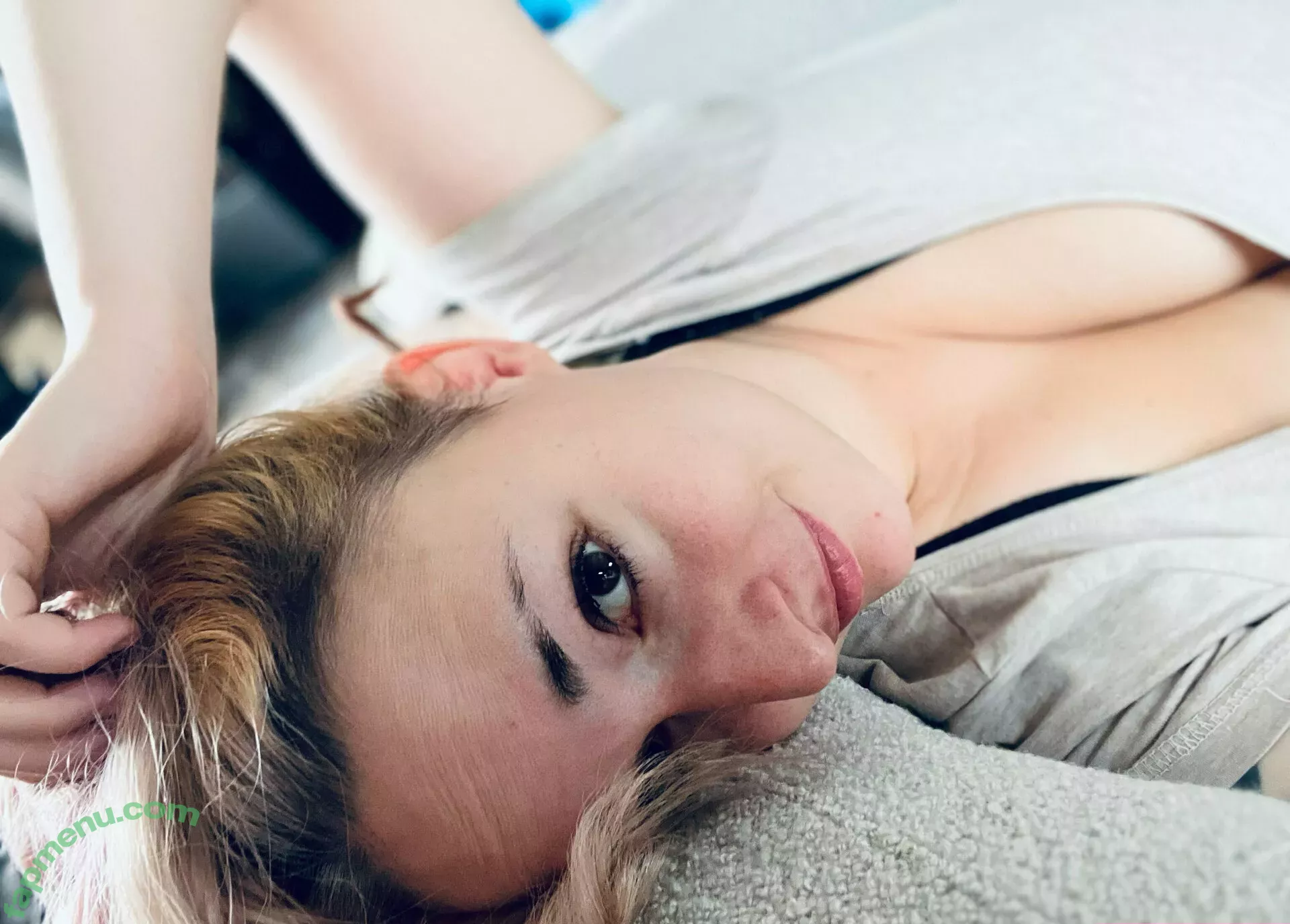 mrstittykatty nude photo #0053 (mrstittykatty)