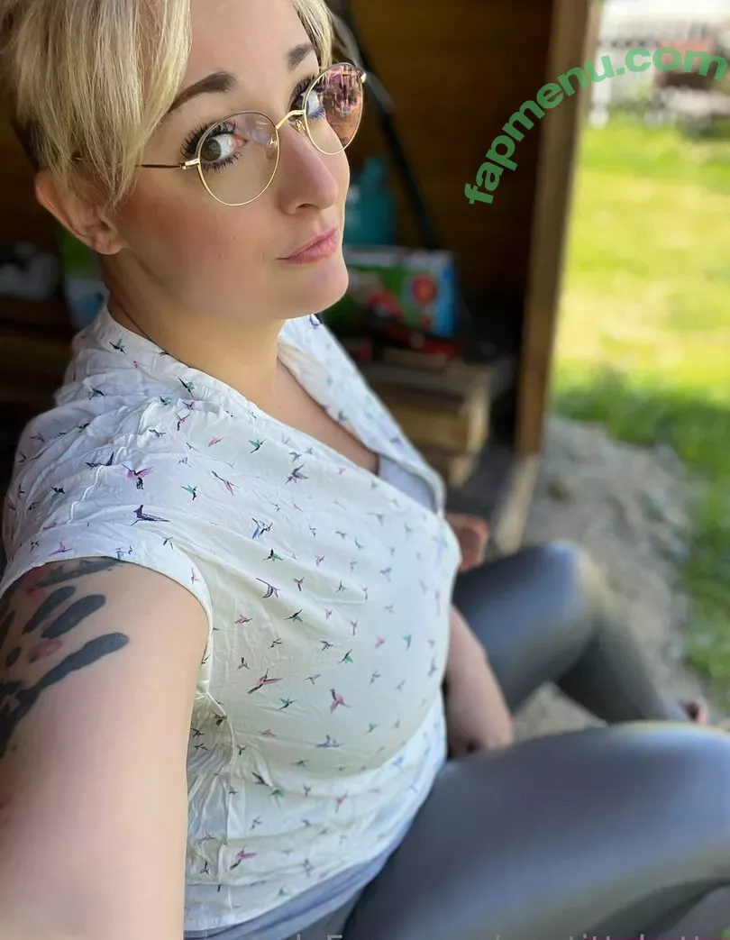 mrstittykatty nude photo #0109 (mrstittykatty)