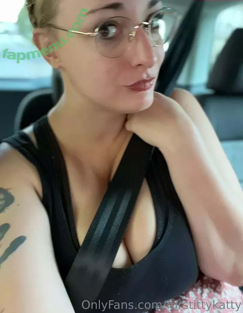 mrstittykatty nude photo #0138 (mrstittykatty)