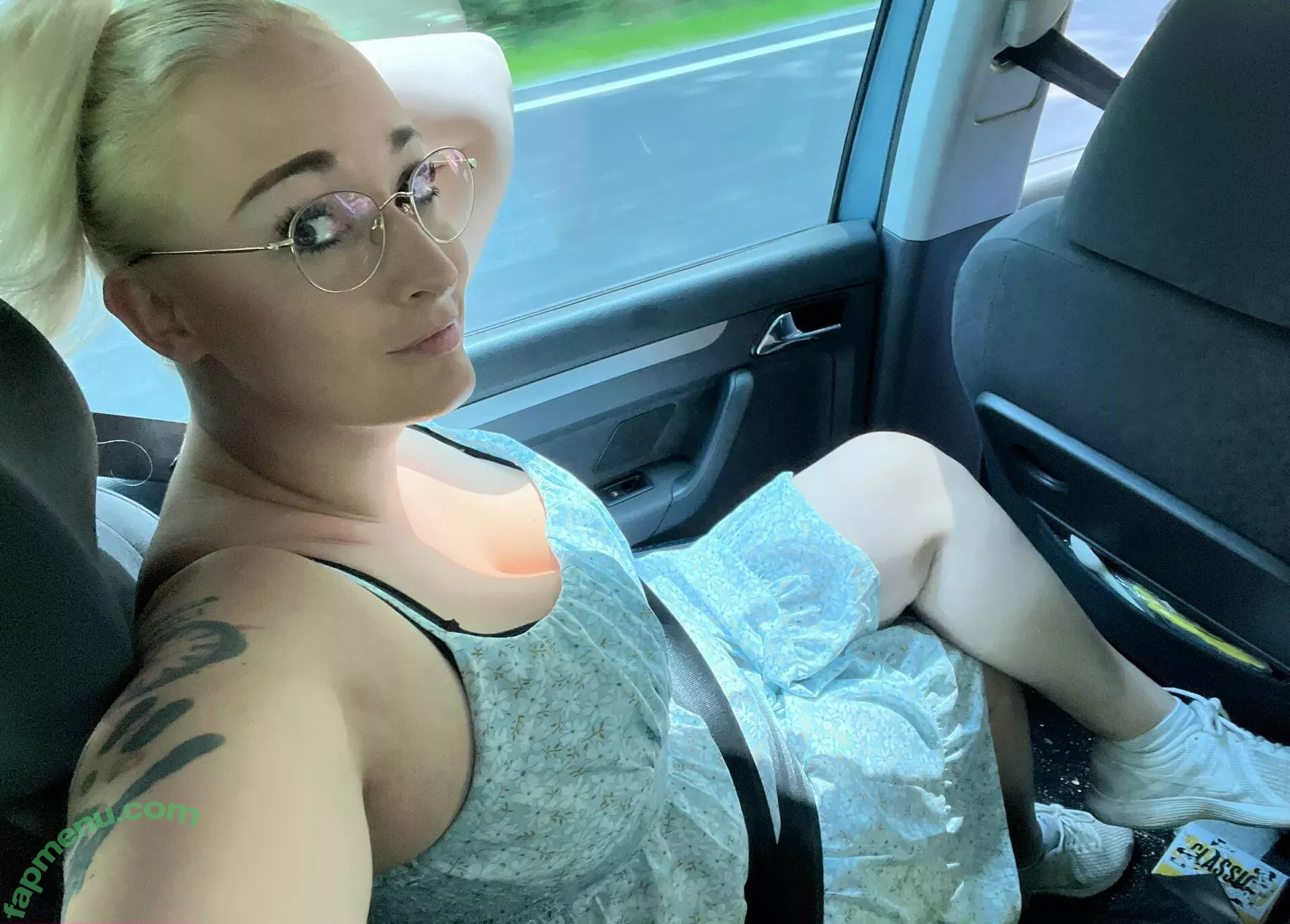 mrstittykatty nude photo #0146 (mrstittykatty)