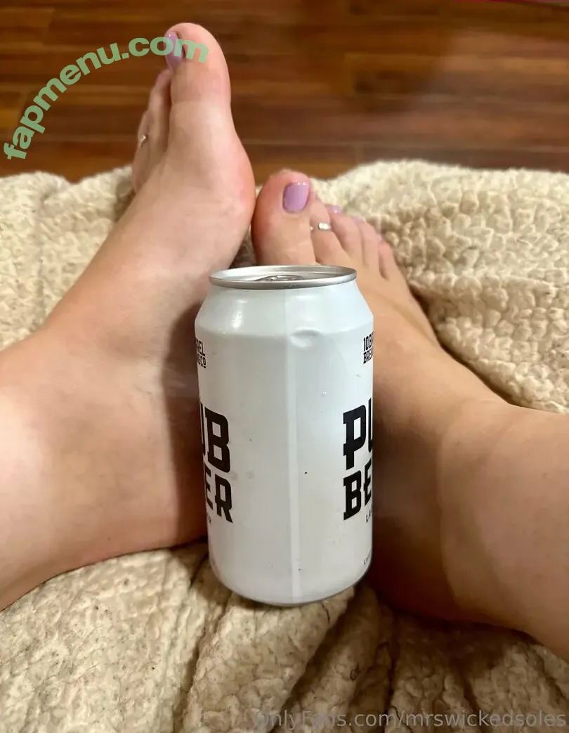 mrswickedsoles nude photo #0112 (wicked_littlesoles)