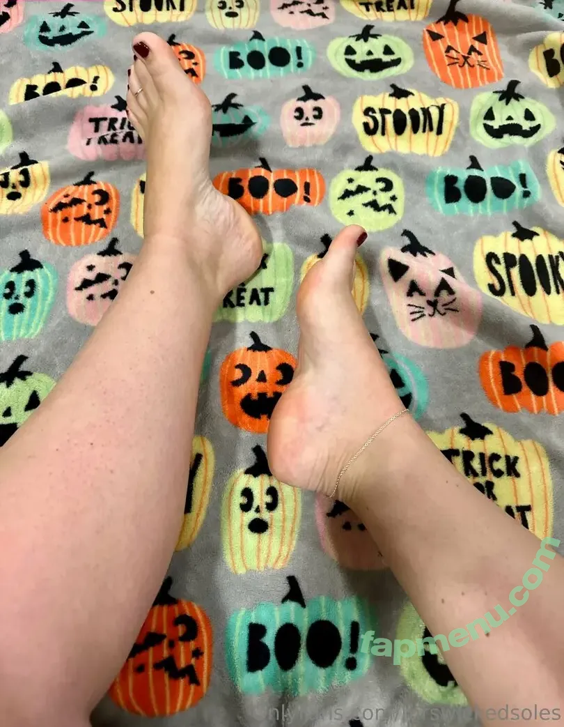 mrswickedsoles nude photo #0114 (wicked_littlesoles)