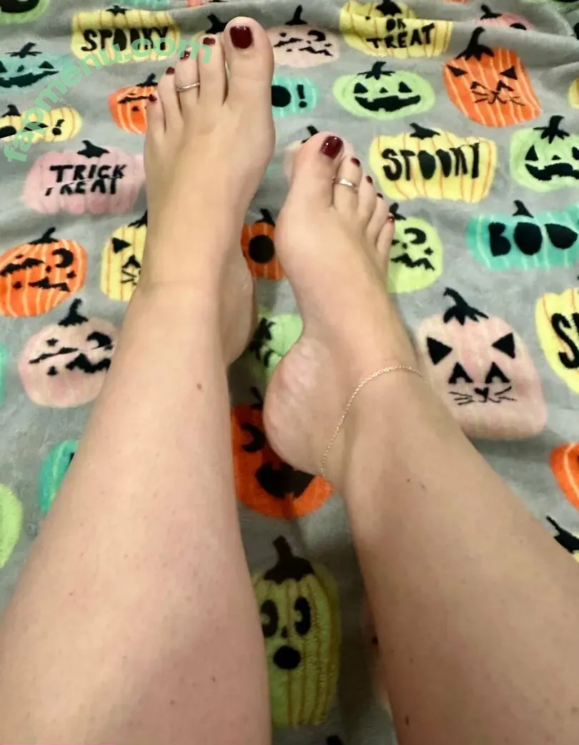 mrswickedsoles nude photo #0117 (wicked_littlesoles)