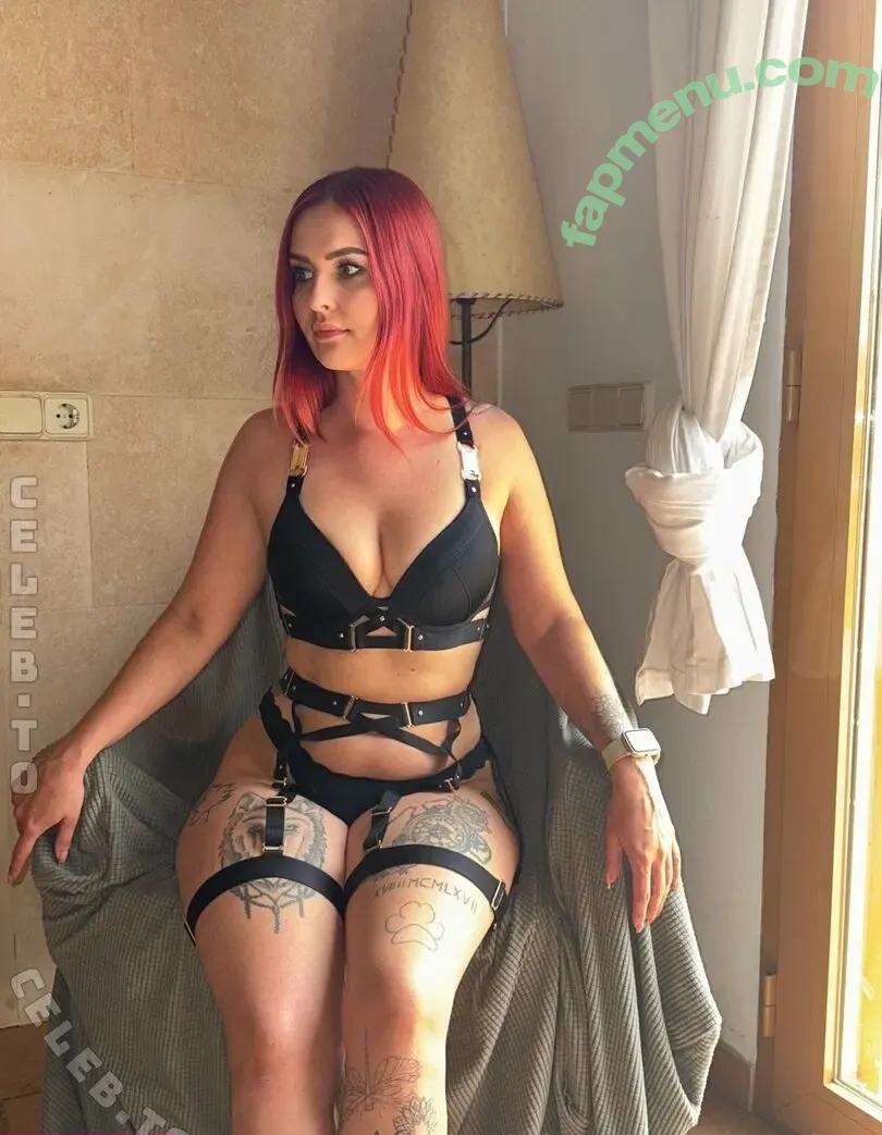 MrsXFoxy nude photo #0015 (creator / mrs_foxy / mrs_foxy_3 / mrsfoxy00 / mrsfoxy_00)