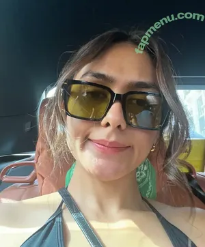 Mrunal Thakur / mrunalthakur nude photo #0083