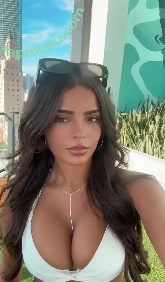 ms.chulaaa nude photo #0050 (chulitaaa1)