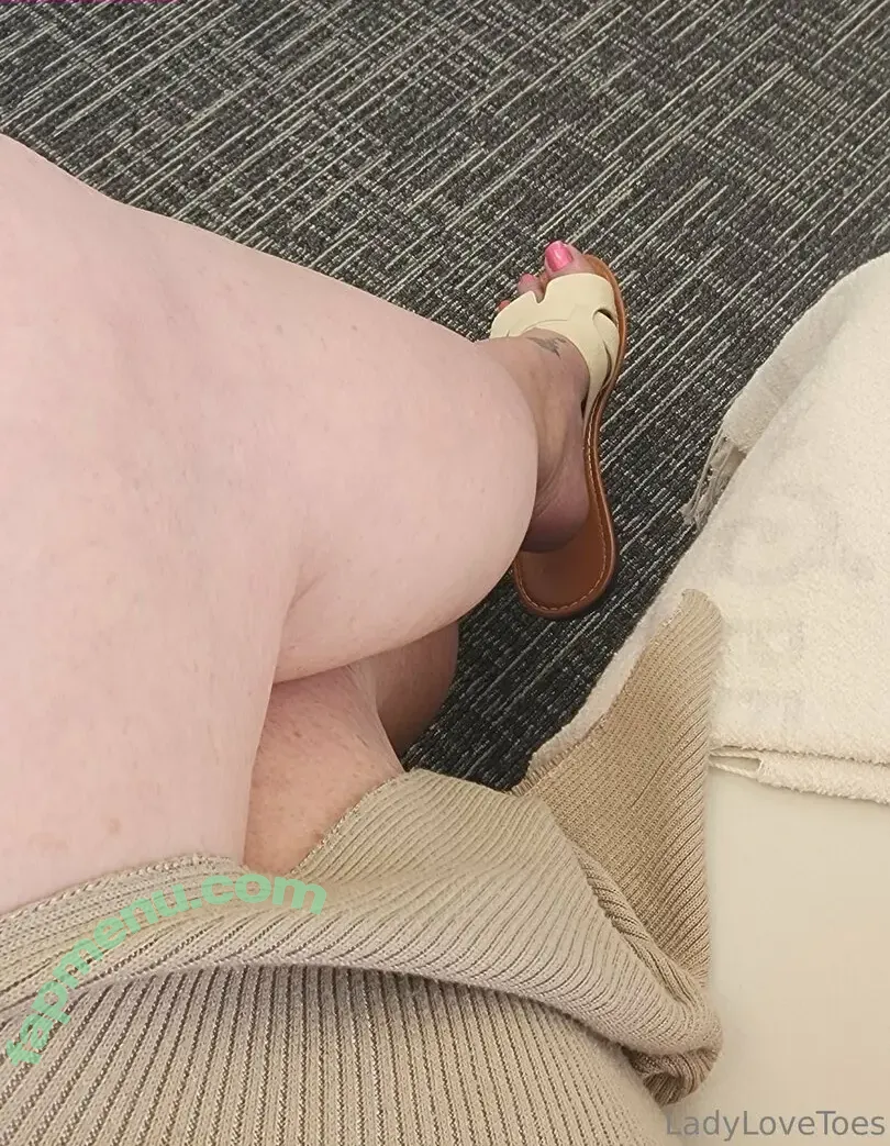 ms.lovetoes nude photo #0013 (ms.lovetoes)