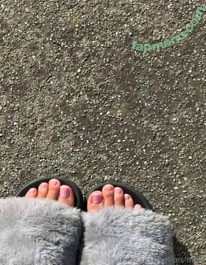 ms-mimi / msmimile nude photo #0033