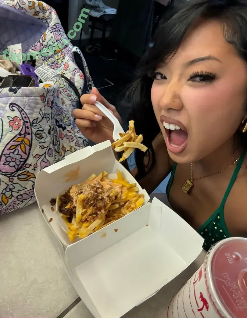 ms-mimi nude photo #0141 (msmimile)