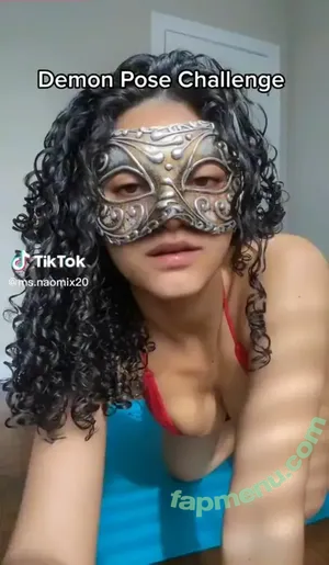  nude photo #0002