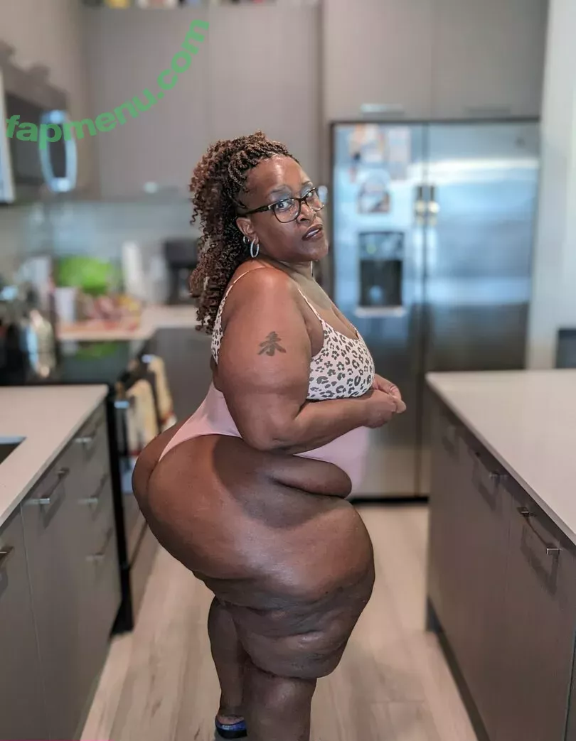 ms.thickerthan nude photo #0020 (ms.thickerthan)