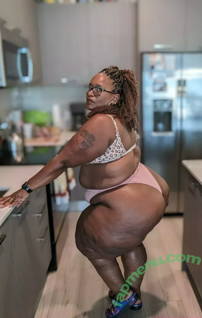 ms.thickerthan nude photo #0022 (ms.thickerthan)